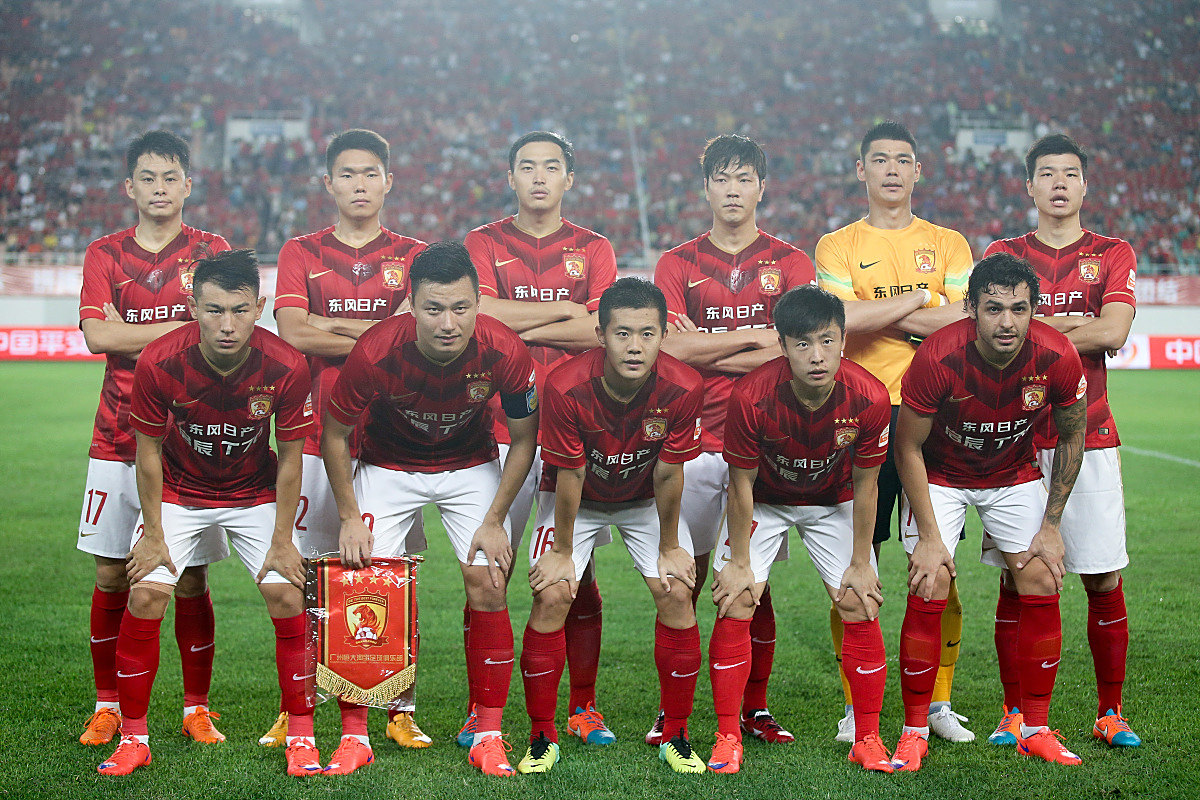 华体会体育-包含中国足球职业赛事激情开战,球队团结一致冲刺胜利的词条  第1张 华体会体育-包含中国足球职业赛事激情开战,球队团结一致冲刺胜利的词条  第1张